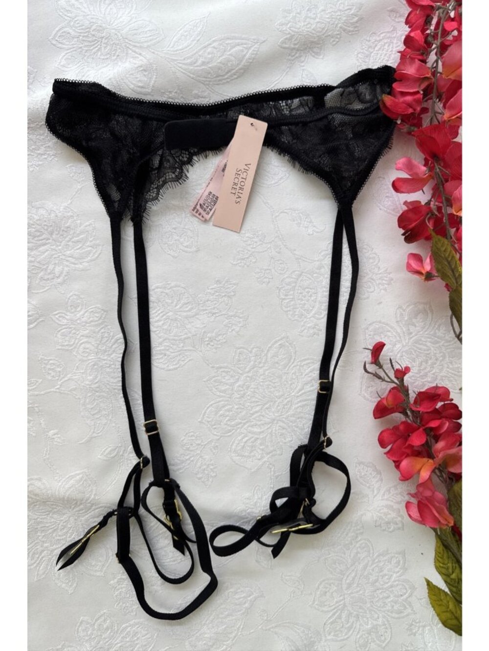VICTORIA'S SECRET XS S SMALL VERY SEXY GARTER BELT BLACK ROSE LACE NWT